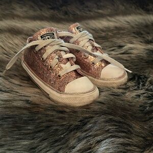 Converse all star girls size 8 low top rose gold/pink glitter